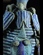 Coiffe Ade ou Adenla avec rideau de perles - Yoruba - Nigeria