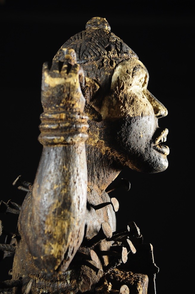 Fetiche Nkisi Nkonde - Kongo / Yombe - RDC Zaire - Nkisi Nkonde