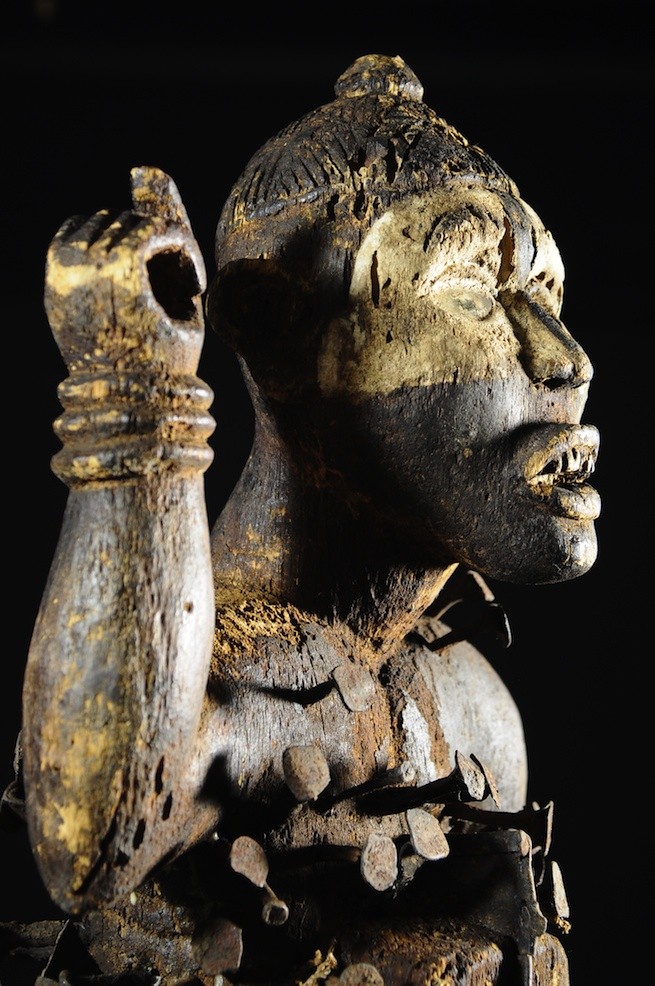 Fetiche Nkisi Nkonde - Kongo / Yombe - RDC Zaire - Nkisi Nkonde