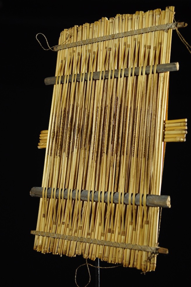 Tianhoun en paille ou Cithare en radeau - Bwa / Bwaba - Cordophones