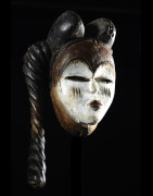 Masque blanc ancien - Tsogho / Vouvi - Gabon