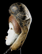 Masque blanc ancien - Tsogho / Vouvi - Gabon