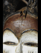 Masque blanc ancien - Tsogho / Vouvi - Gabon
