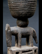 Coupe de Hogon rituelle avec cavalier - Dogon - Mali