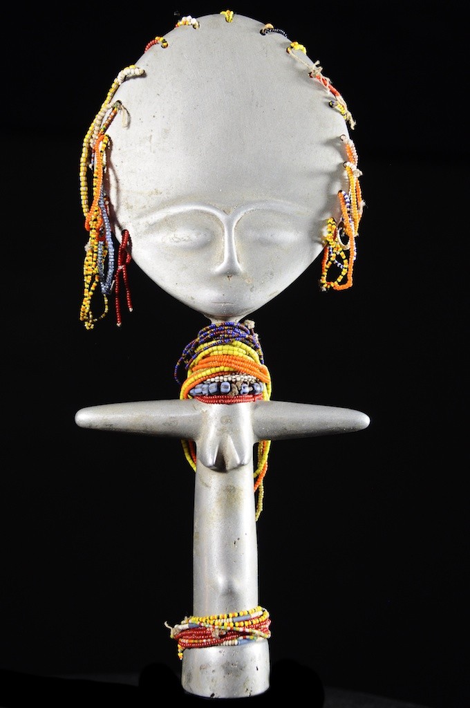 Akua Mma ou Akwaba en aluminium - Ashanti - Ghana - Poupees Africaines