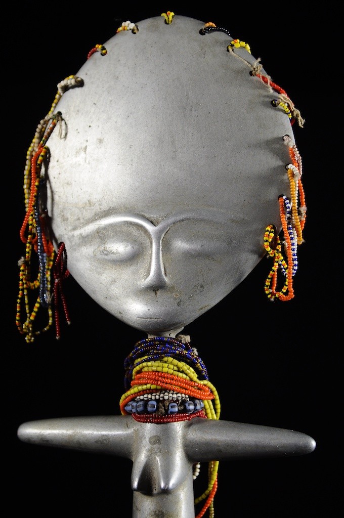 Akua Mma ou Akwaba en aluminium - Ashanti - Ghana - Poupees Africaines