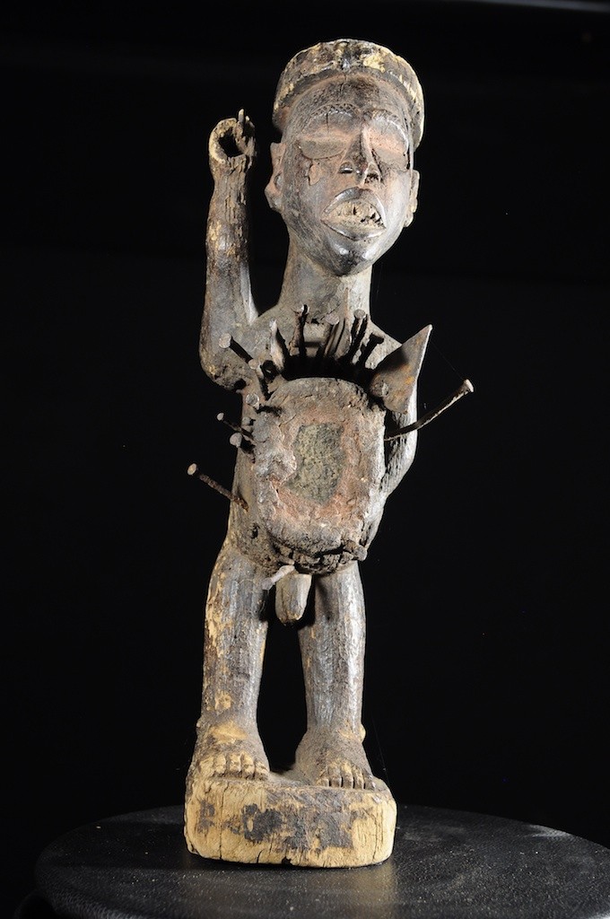 Fetiche Nkisi Nkonde - Kongo / Yombe - RDC Zaire - Nkisi Nkonde