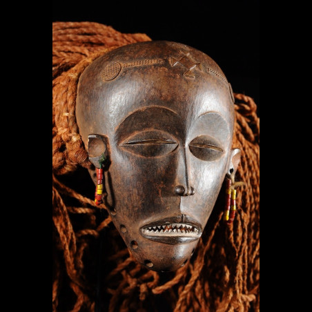 Masque Mwana Pwo - Chokwe / Tschokwe - Angola