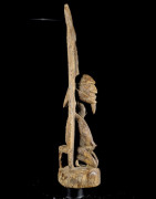 Statue figurant un Nommo - Dogon du Seno - Mali
