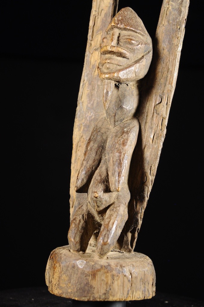 Statue figurant un Nommo - Dogon du Seno - Mali