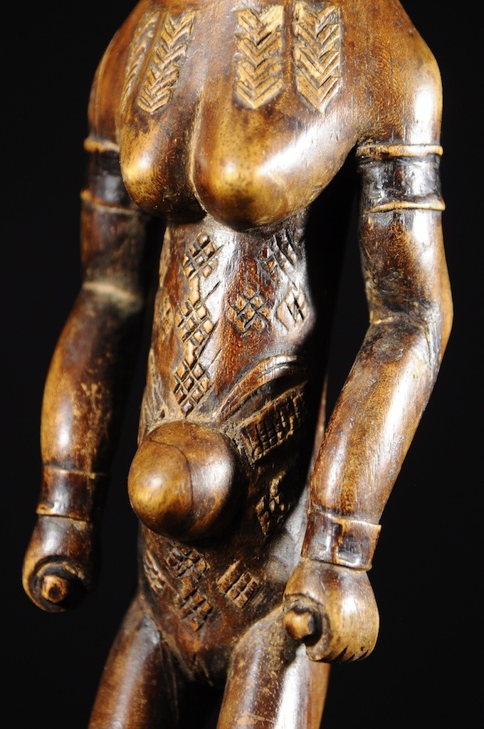 Statuette rituelle feminine - Punu / Pounou Lumbu - Gabon