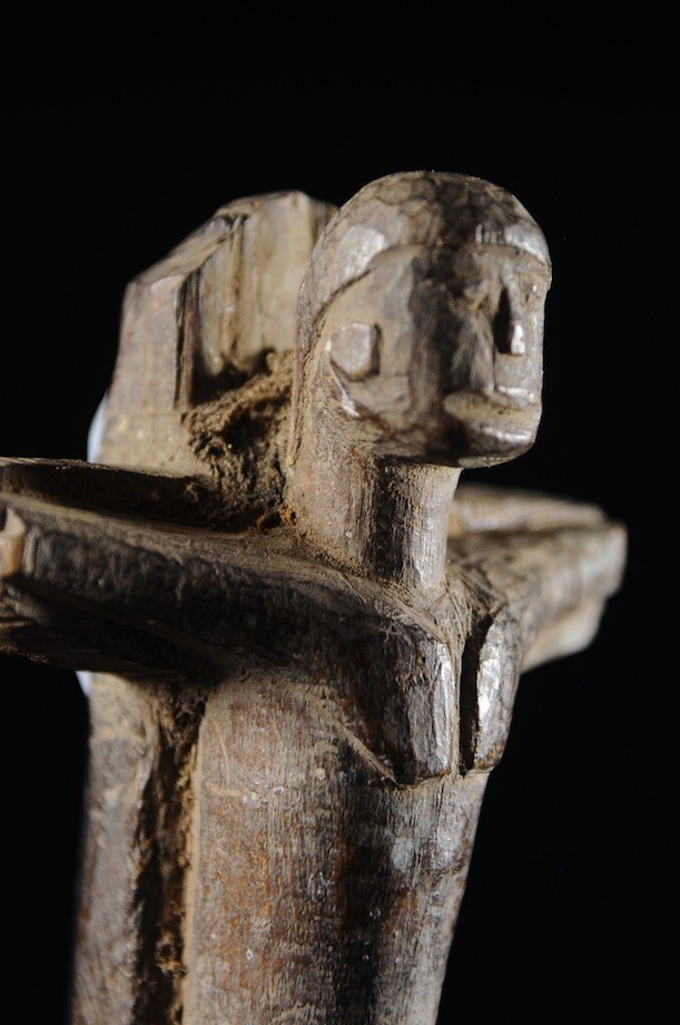 Crucifix en bois - Lobi - Burkina Faso