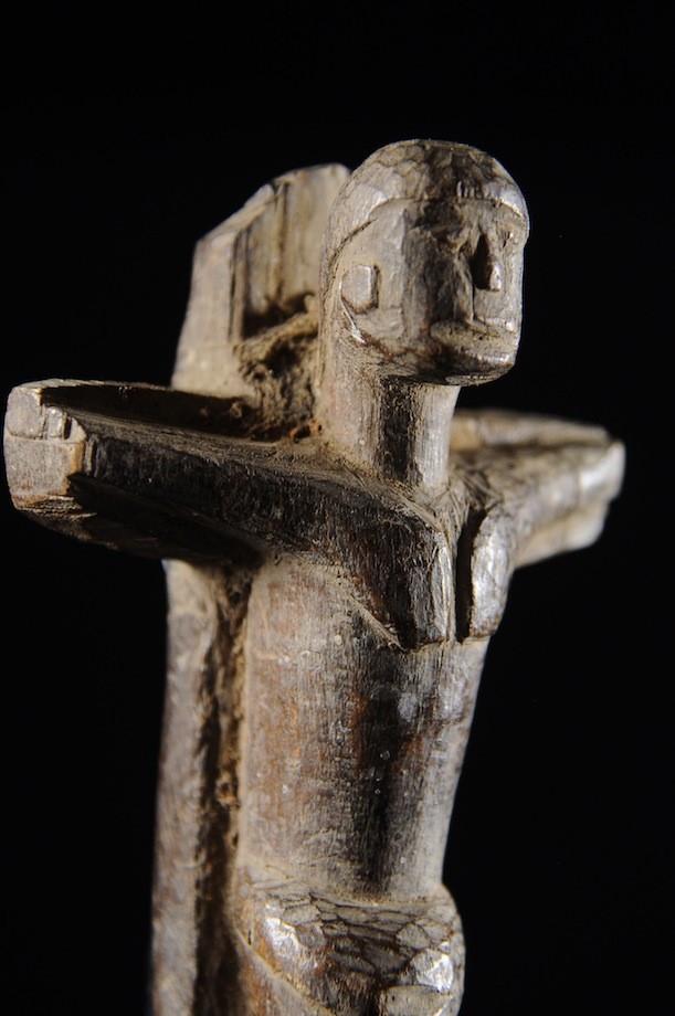 Crucifix en bois - Lobi - Burkina Faso