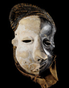 Masque Mbangu / Mpangu de maladie - Pende - RDC Zaire