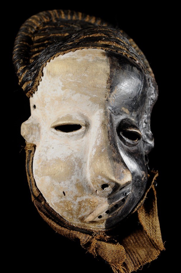 Masque Mbangu / Mpangu de maladie - Pende - RDC Zaire
