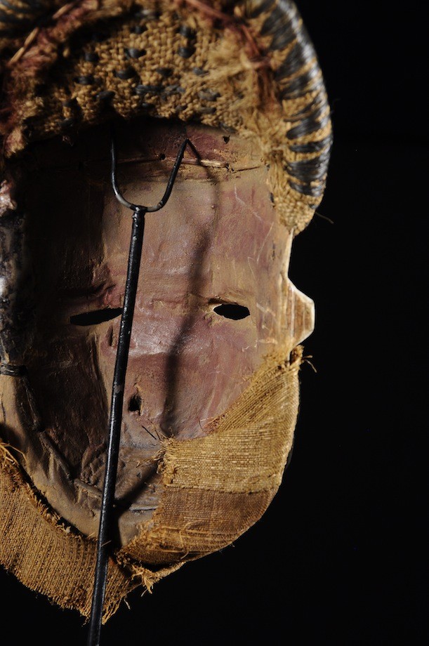 Masque Mbangu / Mpangu de maladie - Pende - RDC Zaire
