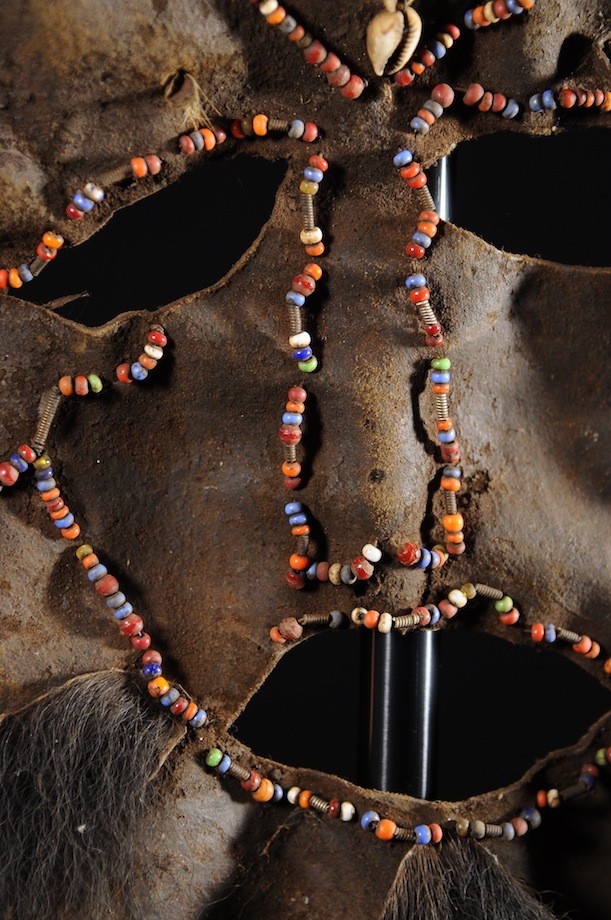 Masque initiatique Marmo en cuir - Kwafi - Tanzanie