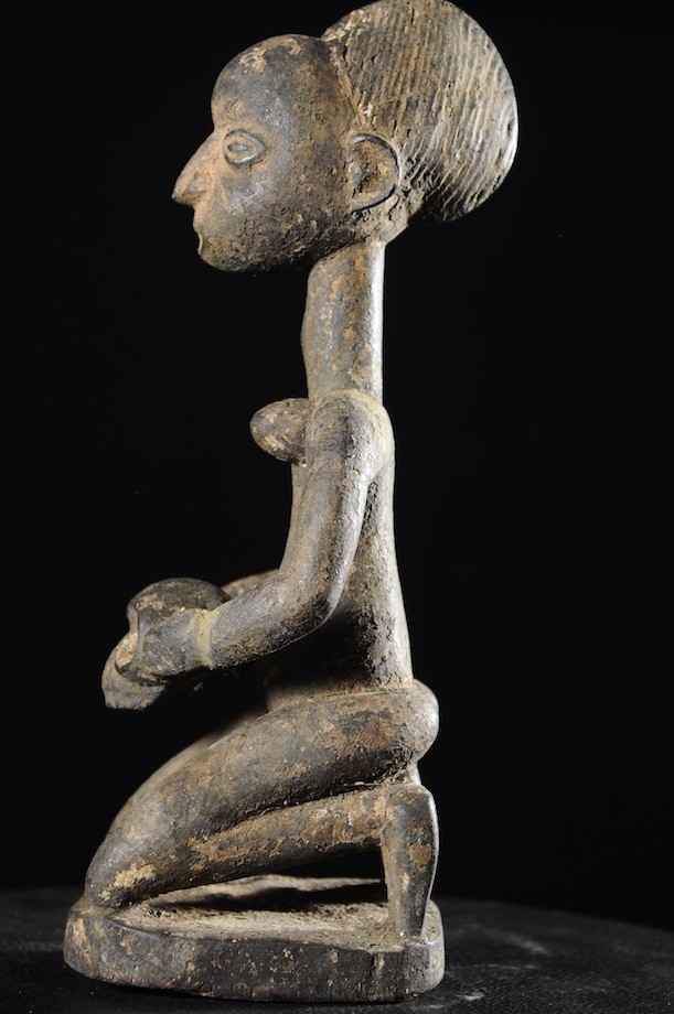 Porteuse de crâne - Agere / Yoruba - Benin