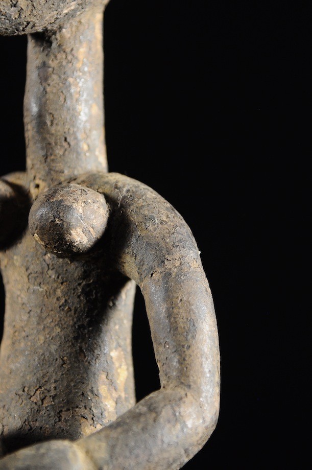 Porteuse de crâne - Agere / Yoruba - Benin