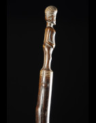 Canne de notable en bois sculpté - Tabwa - Angola - Objets de regalia