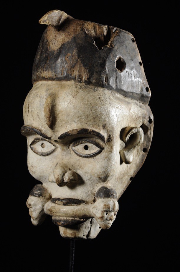 Masque portrait Blanc - Kongo Yombe - RDC Zaire