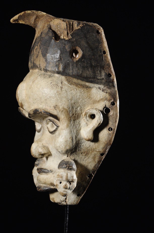 Masque portrait Blanc - Kongo Yombe - RDC Zaire
