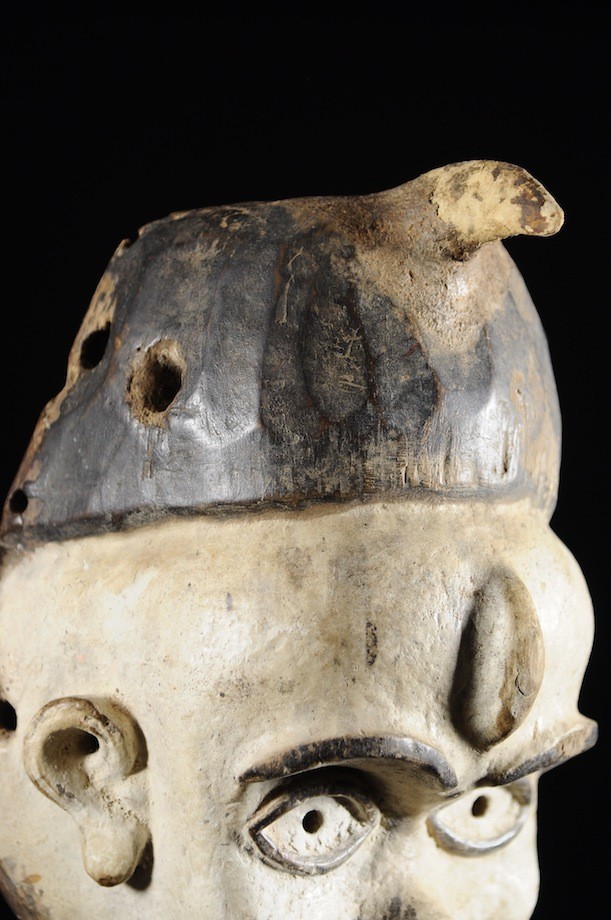 Masque portrait Blanc - Kongo Yombe - RDC Zaire