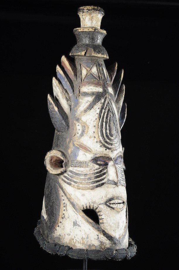 Masque Cimier Conique - Igbo / Ibo - Nigeria
