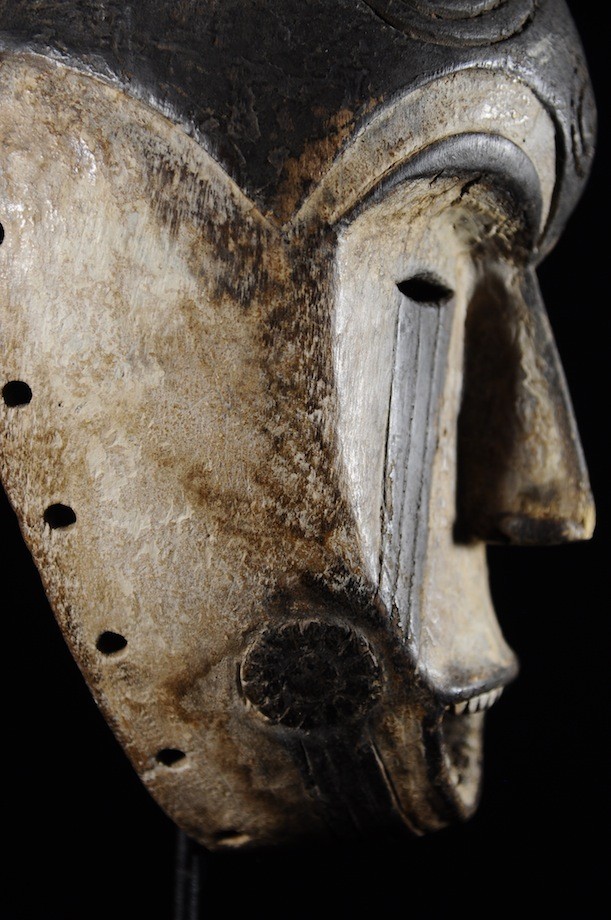 Masque Agbogho Mwo - Igbo Ibo - Nigeria - OGD