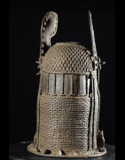 Tete commemorative Oba a ailettes - Bini Edo - Bronzes du Benin