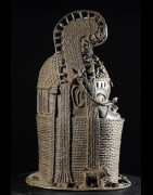 Tete commemorative Oba a ailettes - Bini Edo - Bronzes du Benin