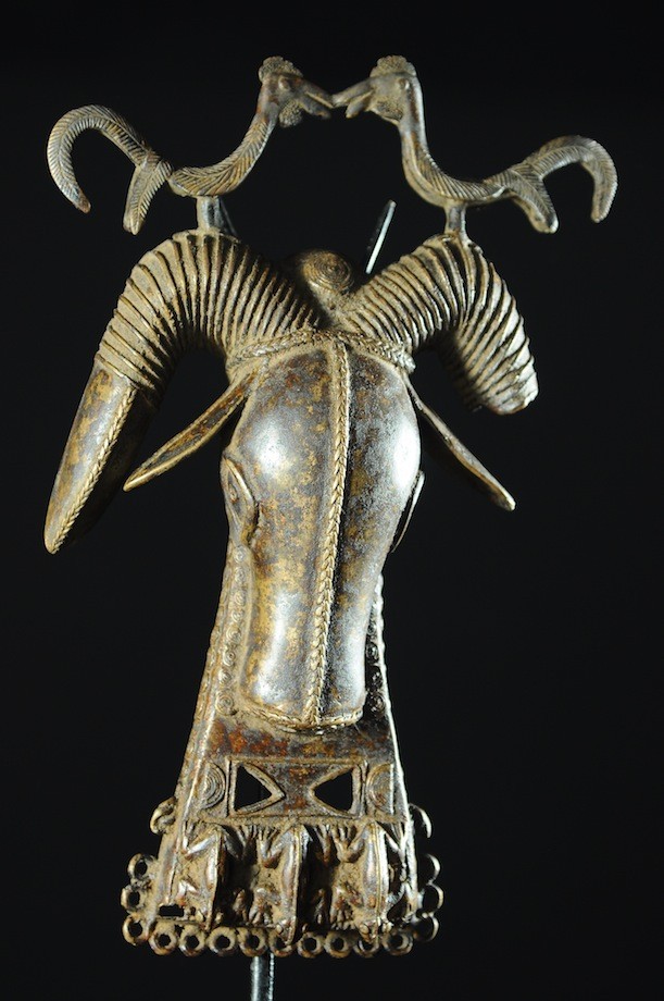 Médaillon pendentif Omama - Bélier Royal - Bini Edo - Bronzes du Benin