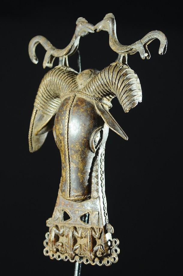 Médaillon pendentif Omama - Bélier Royal - Bini Edo - Bronzes du Benin