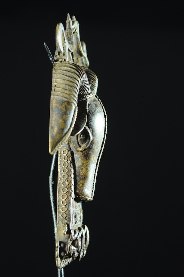 Médaillon pendentif Omama - Bélier Royal - Bini Edo - Bronzes du Benin