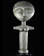 Akua Mma ou Akwaba en aluminium - Ashanti - Ghana - Poupees Africaines