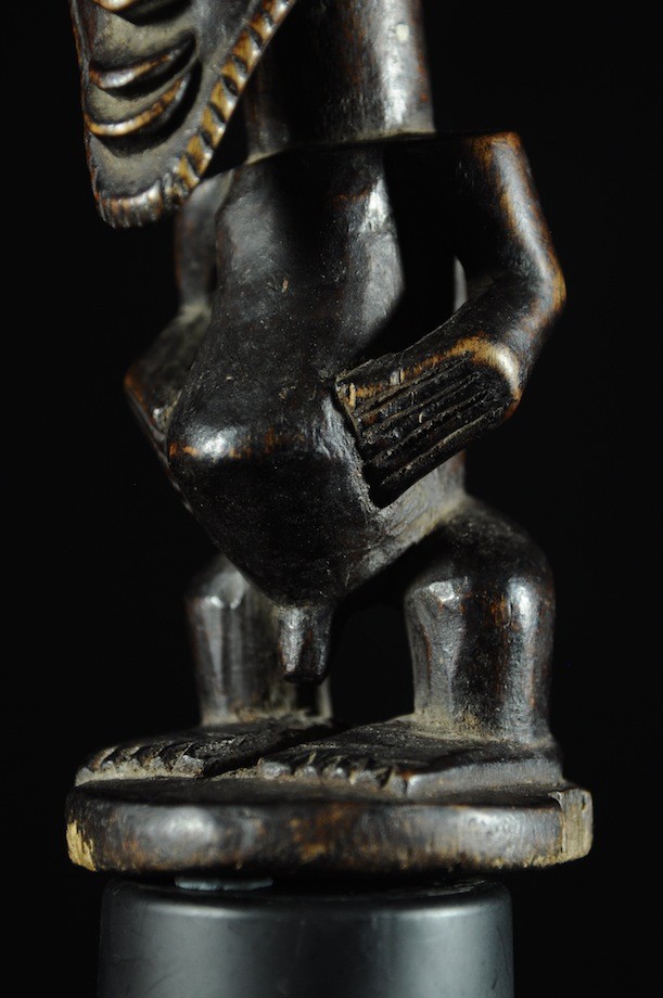 Statue cultuelle masculine - Kusu - RDC Zaire