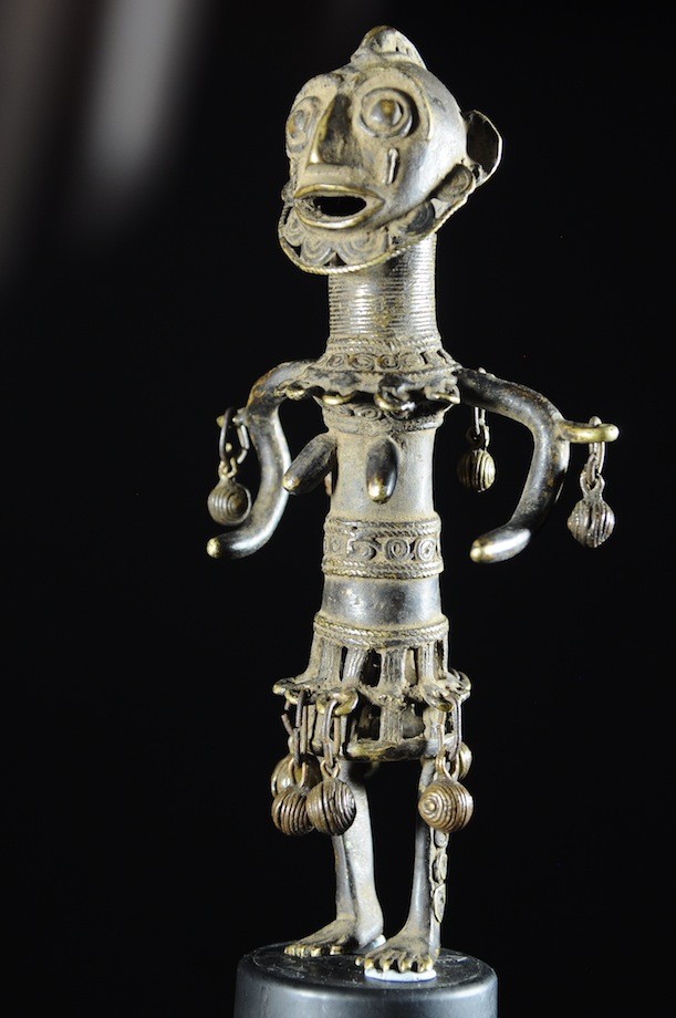 Statuette en alliage de bronze - Verre / Were - Nigeria Cameroun