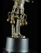 Statuette en alliage de bronze - Verre / Were - Nigeria Cameroun