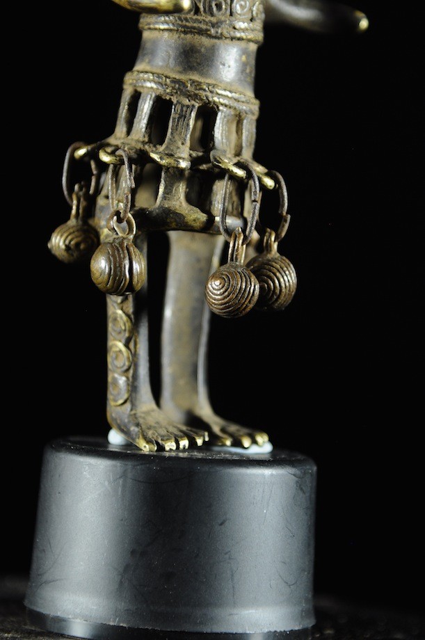 Statuette en alliage de bronze - Verre / Were - Nigeria Cameroun