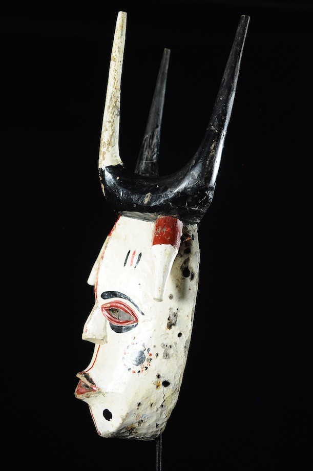 Masque Onyeocha Homme Blanc - Ibo Izzi - Nigeria