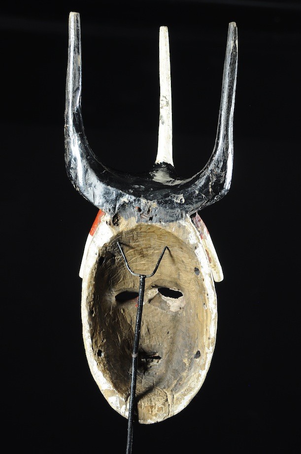 Masque Onyeocha Homme Blanc - Ibo Izzi - Nigeria