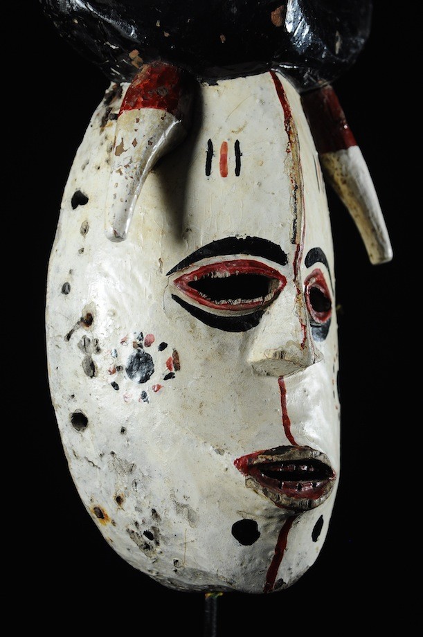 Masque Onyeocha Homme Blanc - Ibo Izzi - Nigeria