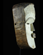 Masque blanc ancien - Tsogho / Vouvi - Gabon