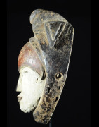 Masque blanc ancien - Tsogho / Vouvi - Gabon
