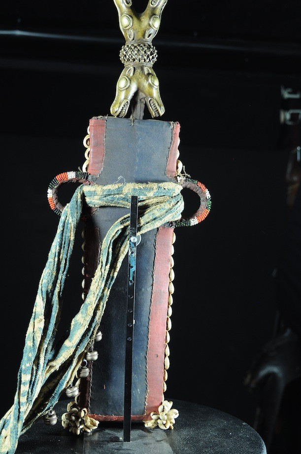 Couteau Glaive et son etui - Bamileke - Cameroun