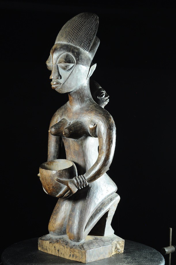 Maternite porteuse de coupe - Agere / Yoruba - Benin - Oracle Fa