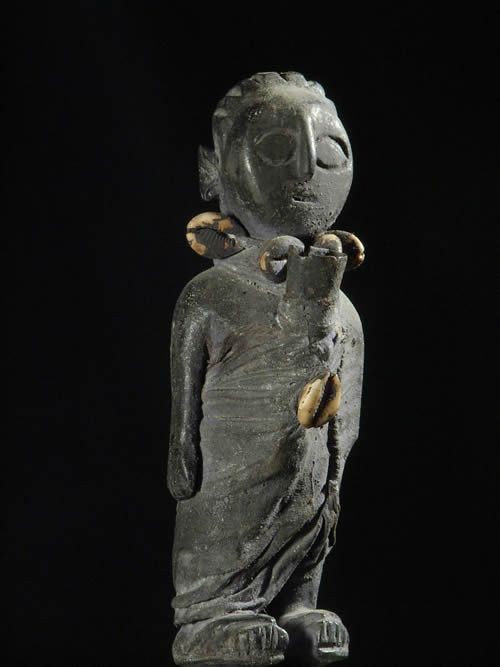 Fetiche cauris et cloche - Ethnie Fon - Benin - Vaudou