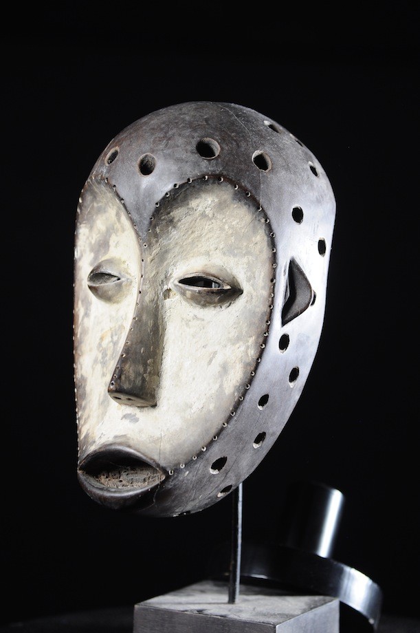 Masque a poignee du Bwami - Lega - RDC Zaire