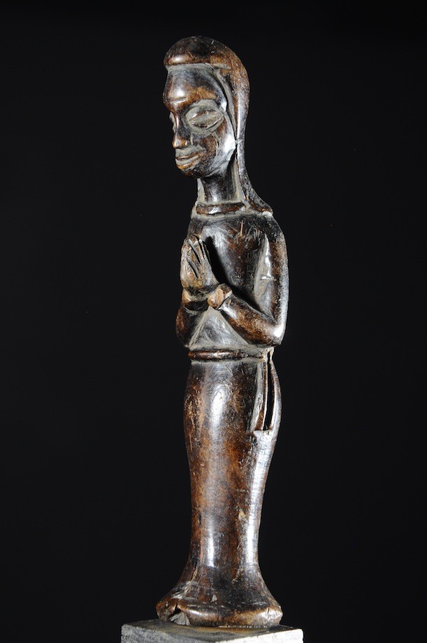 Statuette de Vierge Chretienne Kimpa Vita - Kongo - RDC Zaire