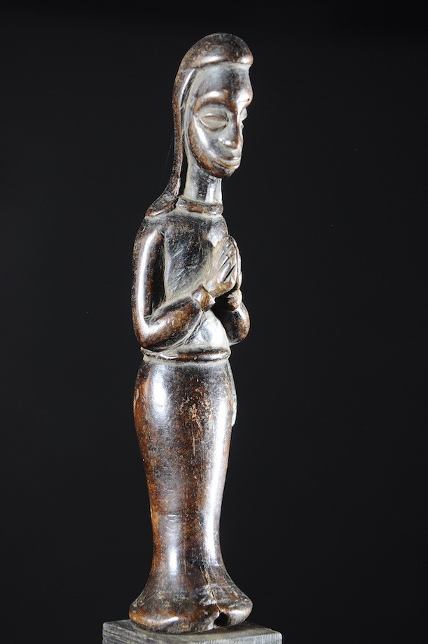 Statuette de Vierge Chretienne Kimpa Vita - Kongo - RDC Zaire